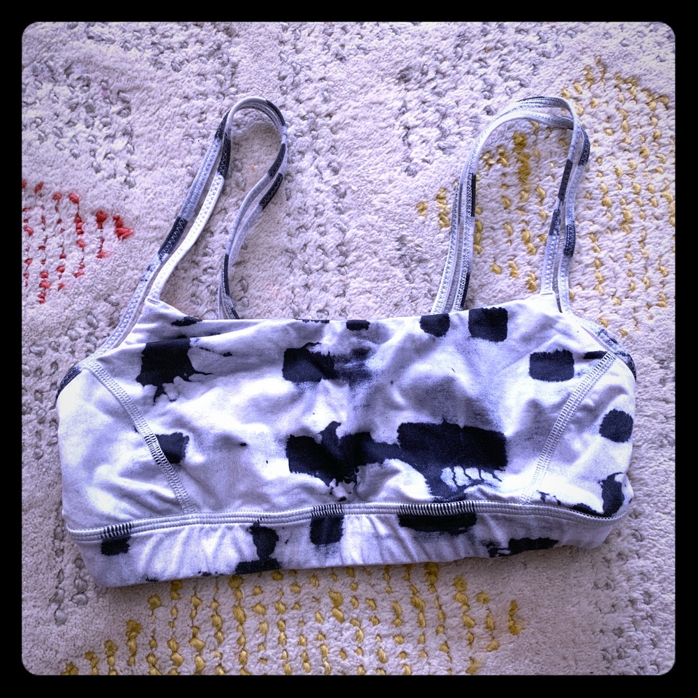 Lululemon yoga bra